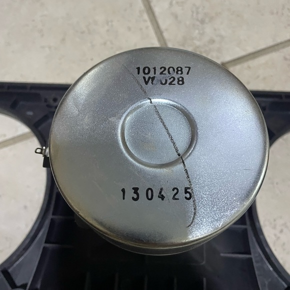 Klipsch Episode center speaker Front Panel With Tweeter - Picture 7 of 8